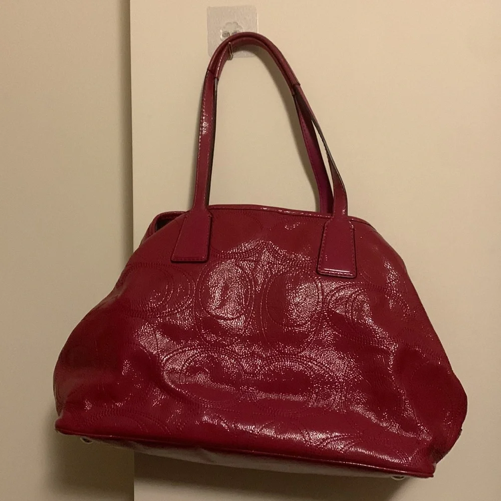 COACH - Picture 2 of 6